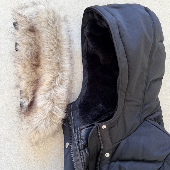 Abercrombie & Fitch Black Hooded Winter Coat (XS) - Picture 6 of 6